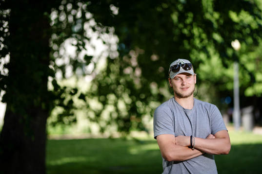 Ishockeyspelaren Anton Blidh