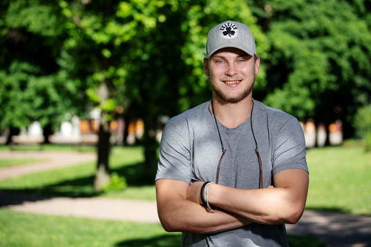 Ishockeyspelaren Anton Blidh