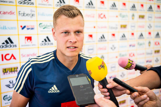 Viktor Claesson i mixed zone