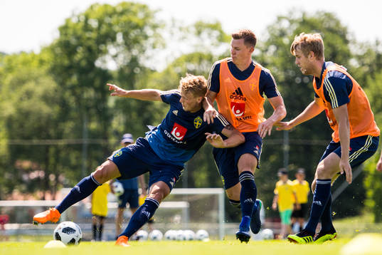 Oscar Hiljemark, Emil Krafth och Filip Helander