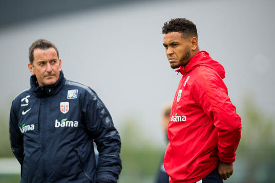 Per Joar Hansen, assistant coach of Norway, and Joshua King