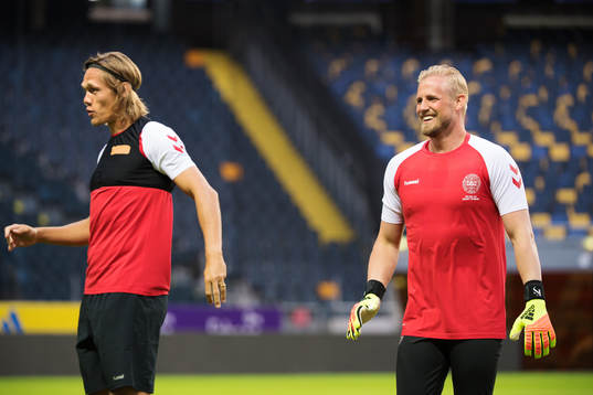 Jannik Vestergaard och målvakten Kasper Schmeichel