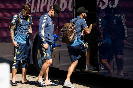 John Guidetti lämnar Svenska landslagets förläger