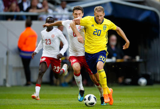 Danmarks Andreas Christensen jagar Sveriges Ola Toivonen