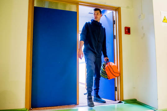 Goalkeeper Rune Almenning Jarstein of Norway