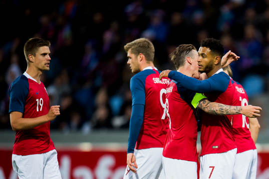 Joshua King of Norway celebrates with his teammates