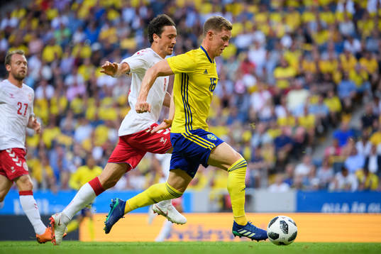 Danmarks Thomas Delaney och Sveriges Emil Krafth