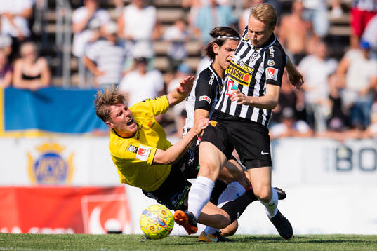 Landskronas Måns Ekvall och GAIS Marcus Bergholtz