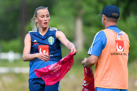 Julia Karlernäs