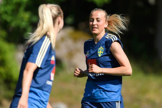 Julia Karlernäs