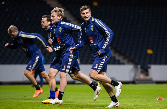 Sveriges Gustav Svensson, Emil Forsberg och Victor Nilsson