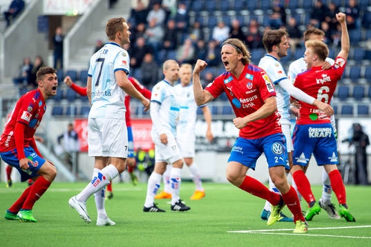 Helsingborgs Carl Johansson jublar