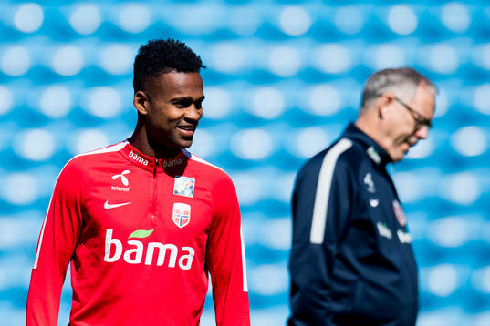 Ola Kamara of Norway and Lars Lagerbäck, head coach of