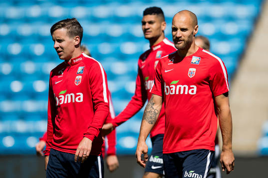 Stefan Johansen and Tore Reginiussen of Norway