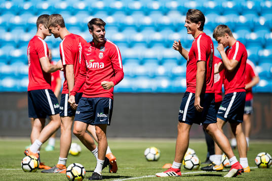 Håvard Nordtveit and Sander Berge of Norway