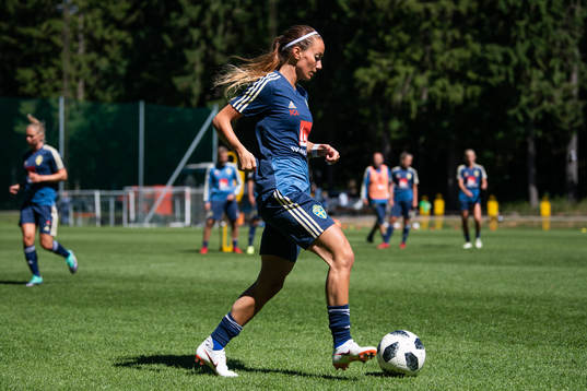 Kosovare Asllani