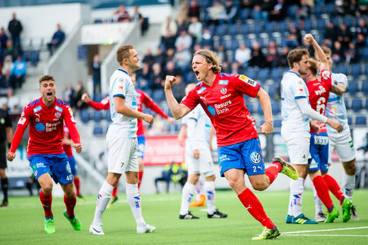 Helsingborgs Carl Johansson jublar