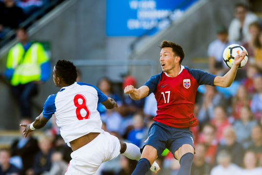 Edgar Yoel Bárcenas of Panama and Martin Linnes of Norway