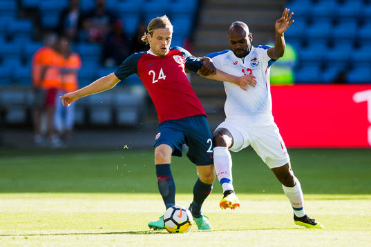 Iver Fossum of Norway and Adolfo Machado of Panama