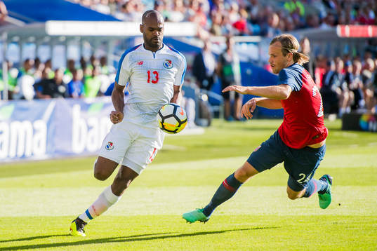 Adolfo Machado of Panama and Iver Fossum of Norway