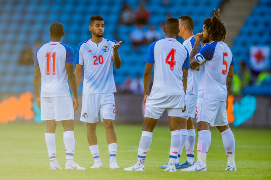 Armando Cooper, Aníbal Godoy, Fidel Escobar and Roman