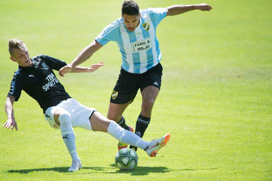 IFK Hässleholms Tommy Filipovic i matchen i division 2