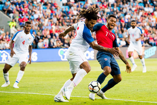 Roman Torres of Panama and Joshua King of Norway