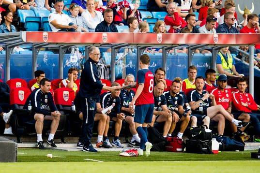 Lars Lagerbäck, head coach of Norway, and Stefan Johansen