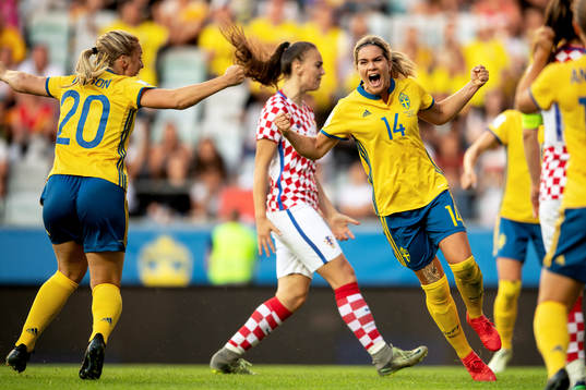 Sveriges Hanna Folkesson jublar