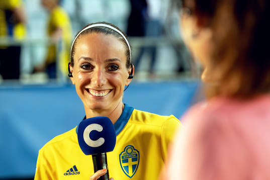 Sveriges Kosovare Asllani