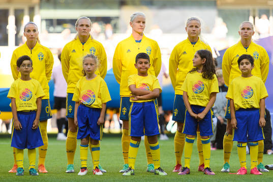 Sveriges Kosovare Asllani, Magdalena Ericsson, Nilla