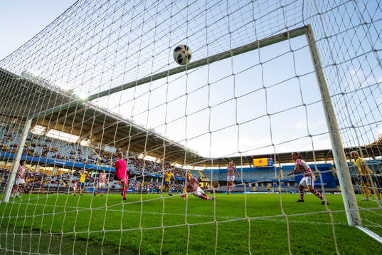 Kroatiens målvakt Doris Bacic släpper in 4-0 från
