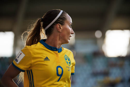 Sveriges Kosovare Asllani
