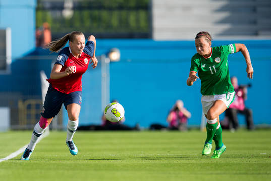 Frida Leonhardsen Maanum of Norway and Katie McCabe of