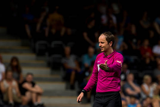 Referee Jan Morten Tennøy
