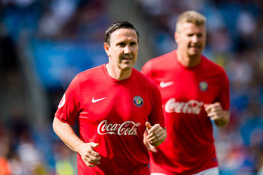 Øyvind Leonhardsen and Jostein Flo of Norway
