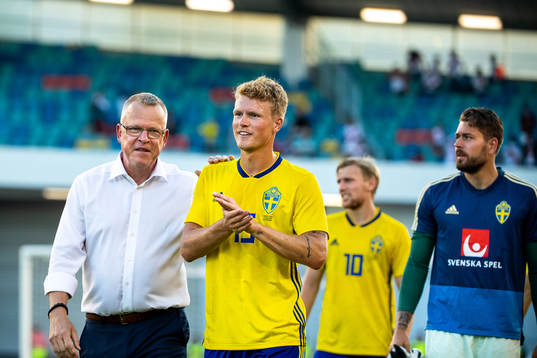 Janne Andersson, head coach of Sweden, and Oscar Hiljemark