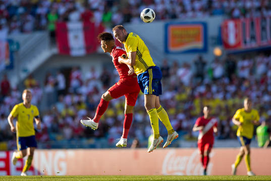Paolo Guerrero of Peru and Andreas Granqvist of Sweden
