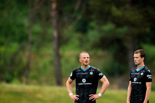 Tapio Heikkilä and Vegard Østraat Erlien of Sandnes Ulf