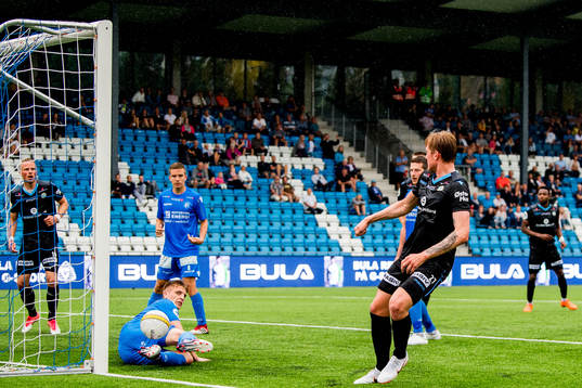 Vegard Aasen of Sandnes Ulf sees his shoot being saved