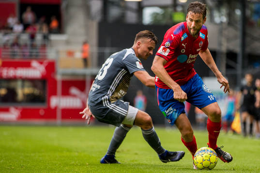 Degerfors Filip Stankovic och Helsingborgs Mikael Dahlberg