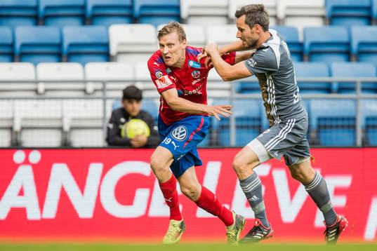 Helsingborgs Andri Runar Bjarnason och Degerfors Marcus de