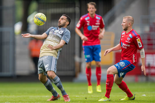 Degerfors Sargon Abraham och Helsingborgs Darijan Bojanic