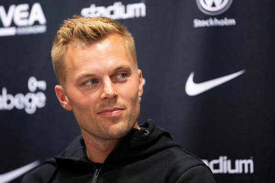 s Sebastian Larsson