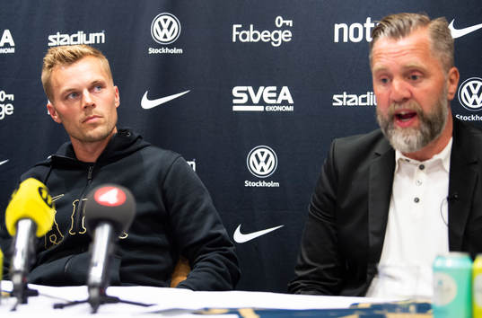 s Sebastian Larsson och sportchef Björn Wesström