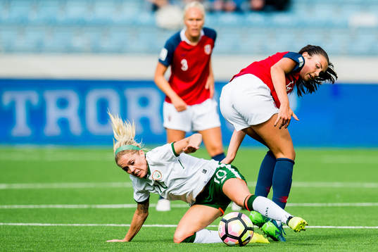 Denise O’Sullivan of Ireland and Ingrid Syrstad Engen of