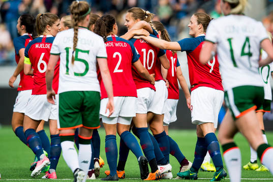 Caroline Graham Hansen of Norway celebrates with Maren