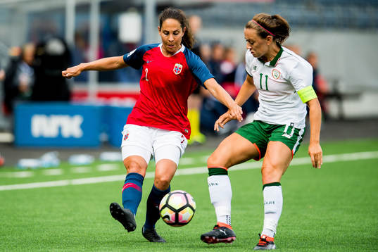 Ingrid Moe Wold of Norway and Katie McCabe of Ireland
