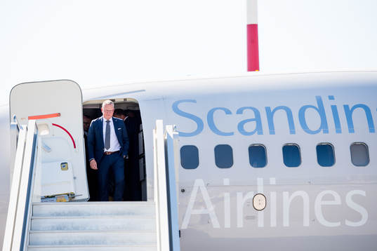 Head coach Janne Andersson of Sweden disembarks the plane
