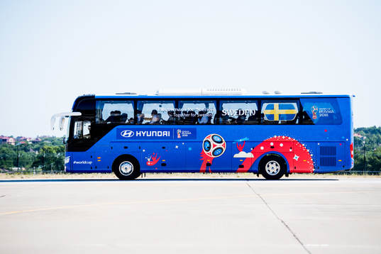 The bus with the Swedish football team leaves the